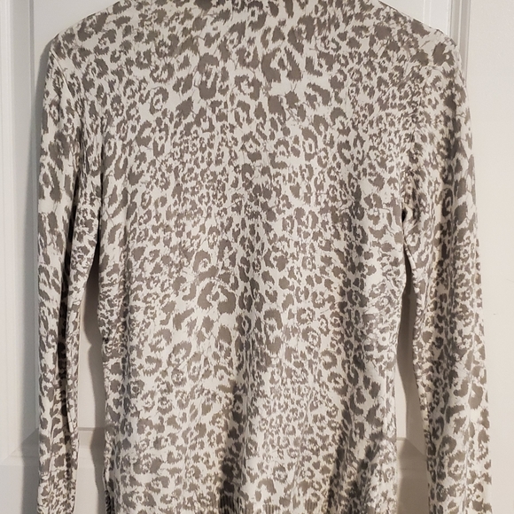 Grey and White Leopard Print Sequin Sweater - Picture 4 of 6